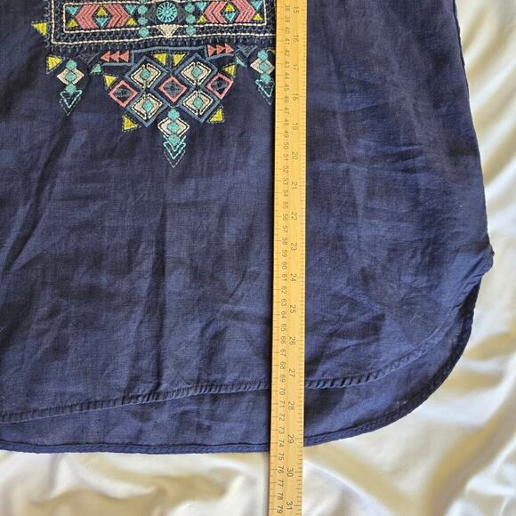 JOHNNY WAS Navy Embroidered Boho Scoop Neck Linen Top Small - Picture 7 of 8
